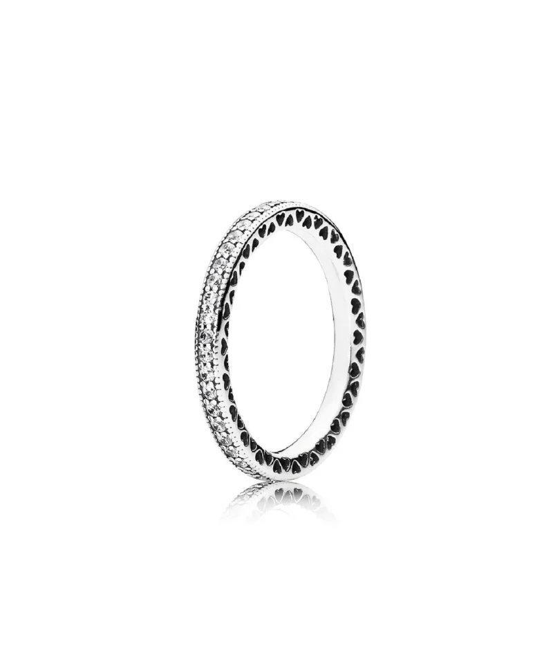 Anello Pandora a fedina cuori e pietre