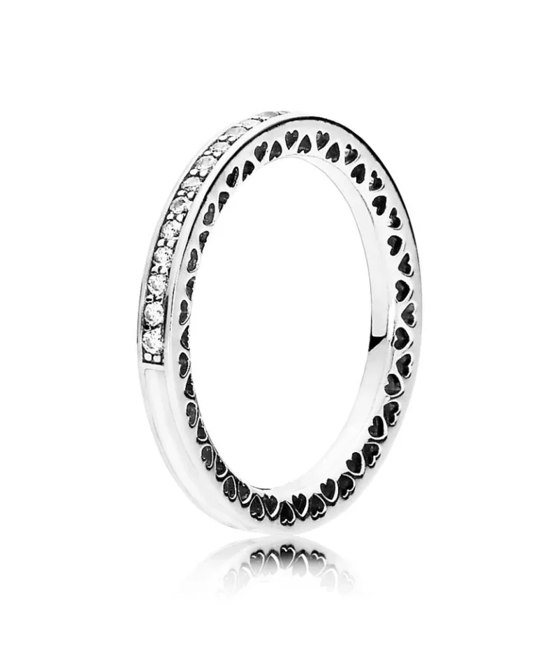 Anello Pandora cuori radiosi