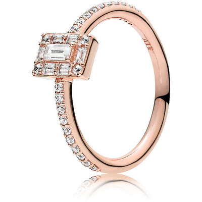 Anello Pandora rosè ghiaccio splendente