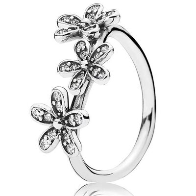 Anello Pandora margherite luminose